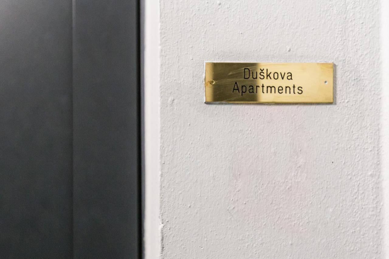 Duskova Apartments Praha Bagian luar foto