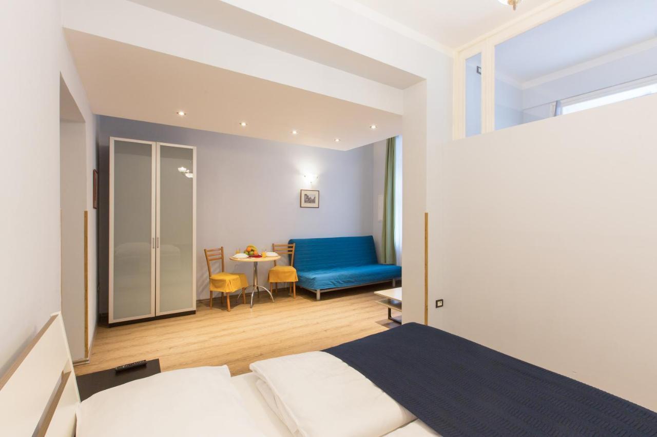 Duskova Apartments Praha Bagian luar foto